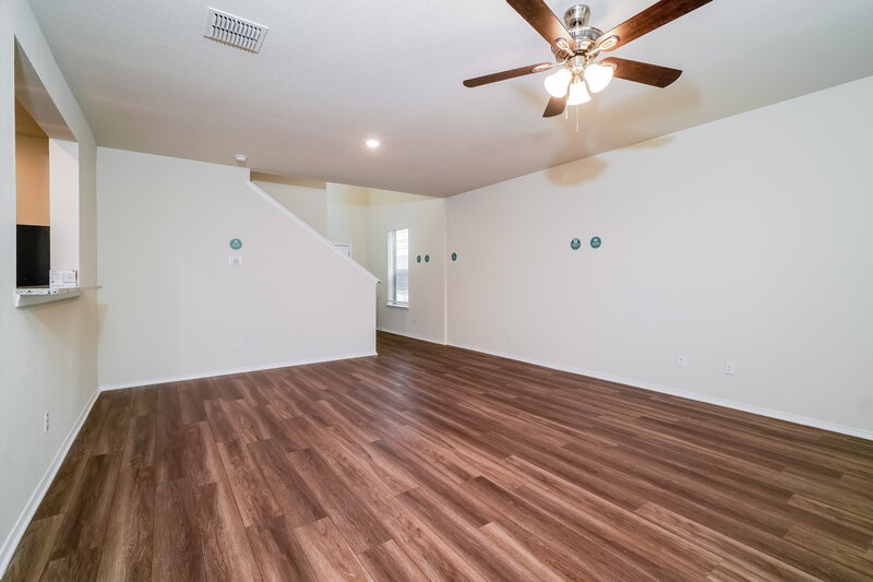 1,740/Mo, 210 Ellwood Rd Maxwell, TX 78656 Living Room View