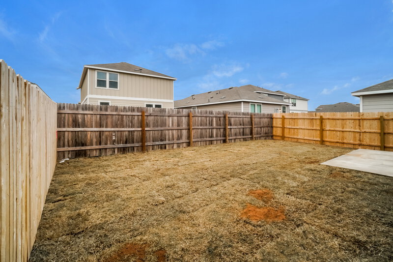 1,740/Mo, 202 Ellwood Rd Maxwell, TX 78656 Exterior View