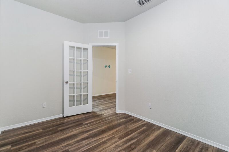 1,790/Mo, 213 Cobb Branch Dr Maxwell, TX 78656 Office View