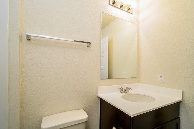 1,795/Mo, 221 Cobb Branch Dr Maxwell, TX 78656 Bathroom View