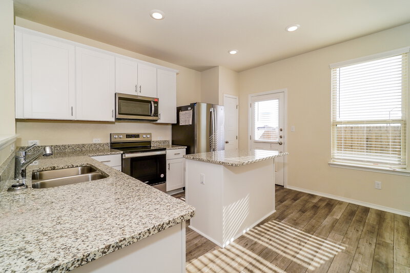 1,685/Mo, 277 Cobb Branch Dr Maxwell, TX 78656 Kitchen View 2