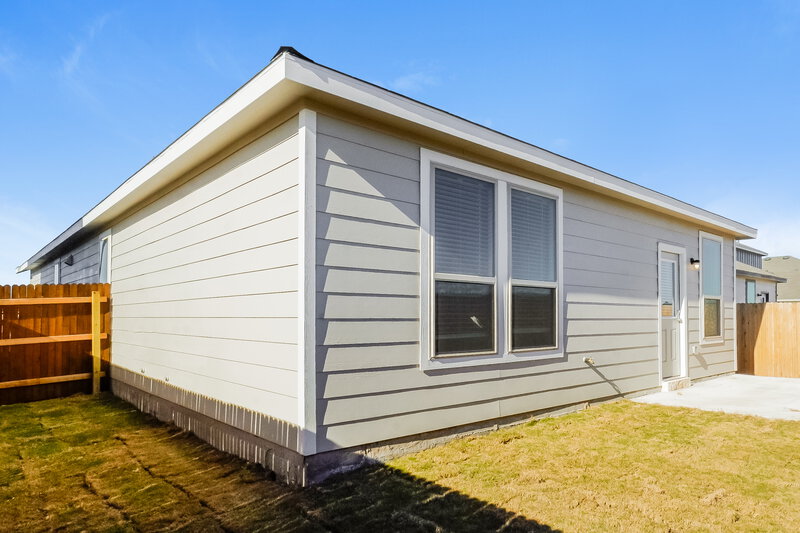 1,785/Mo, 285 Cobb Branch Dr Maxwell, TX 78656 Rear View