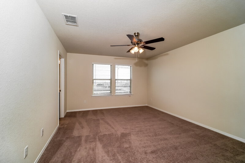 2,800/Mo, 293 Cobb Branch Dr Maxwell, TX 78656 Main Bedroom View