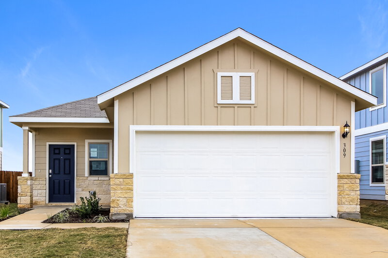 1,755/Mo, 309 Cobb Branch Dr Maxwell, TX 78656 External View