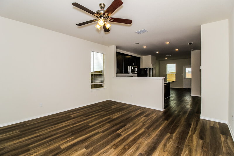 1,755/Mo, 309 Cobb Branch Dr Maxwell, TX 78656 Living Room View 2
