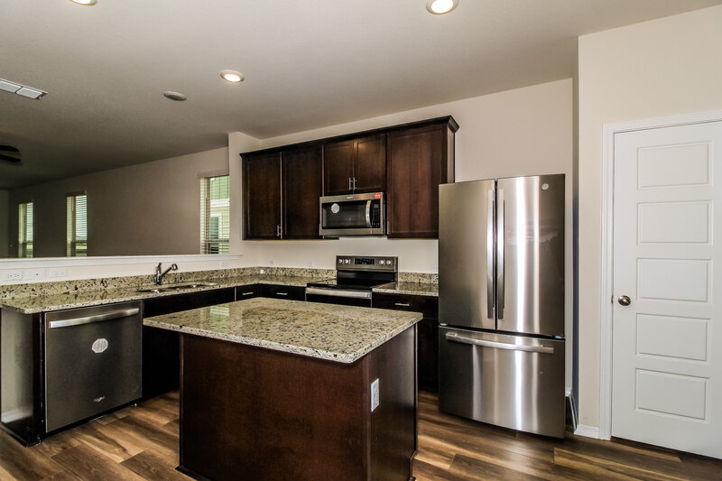 1,755/Mo, 309 Cobb Branch Dr Maxwell, TX 78656 Kitchen View 2