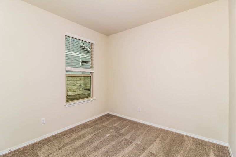 1,755/Mo, 309 Cobb Branch Dr Maxwell, TX 78656 Bedroom View 2