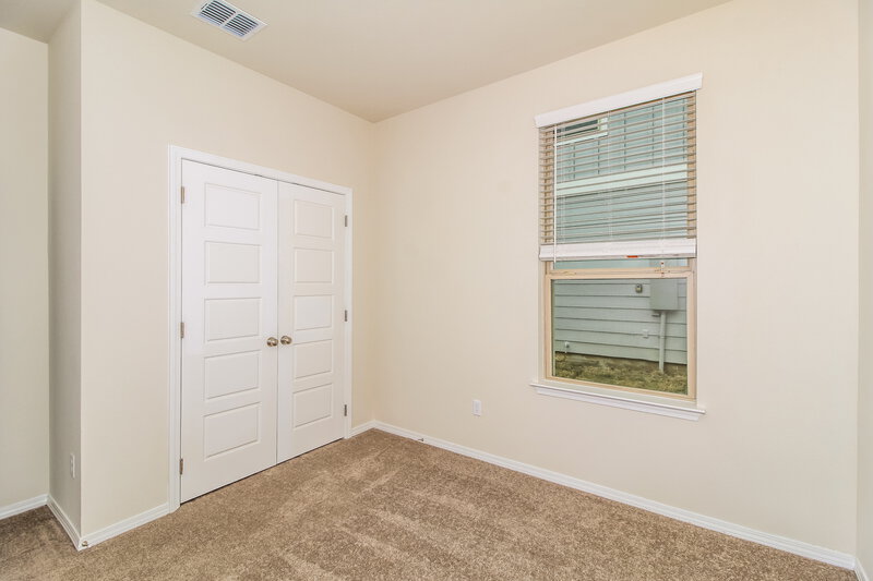 1,755/Mo, 309 Cobb Branch Dr Maxwell, TX 78656 Bedroom View 3