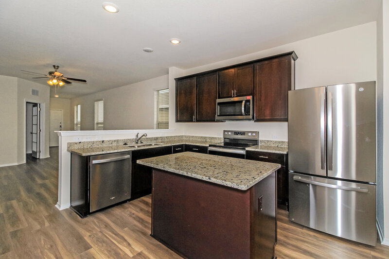 1,775/Mo, 333 Cobb Branch Dr Maxwell, TX 78656 Kitchen View