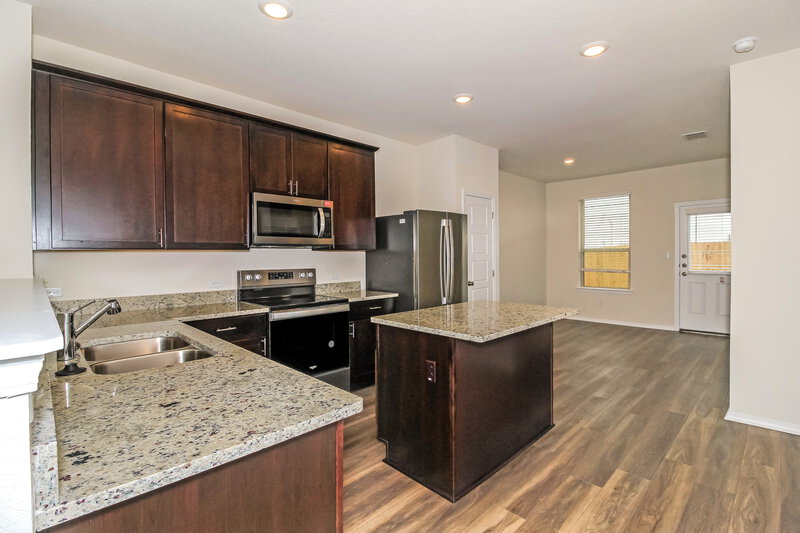 1,775/Mo, 333 Cobb Branch Dr Maxwell, TX 78656 Kitchen View 2