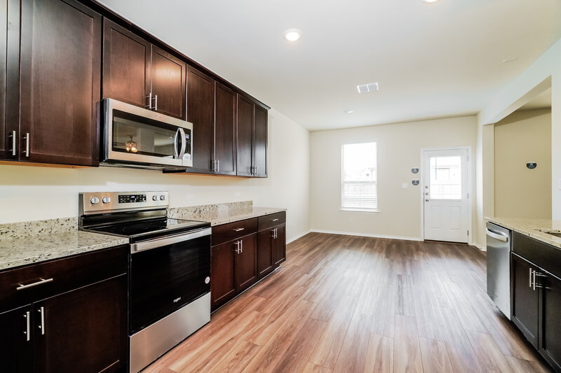 1,795/Mo, 323 Ellwood Rd Maxwell, TX 78656 Kitchen View