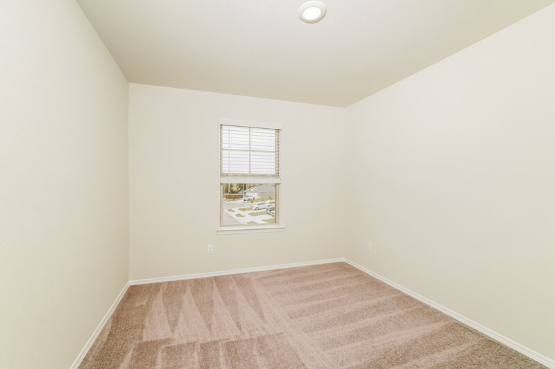 1,795/Mo, 323 Ellwood Rd Maxwell, TX 78656 Bedroom View 3