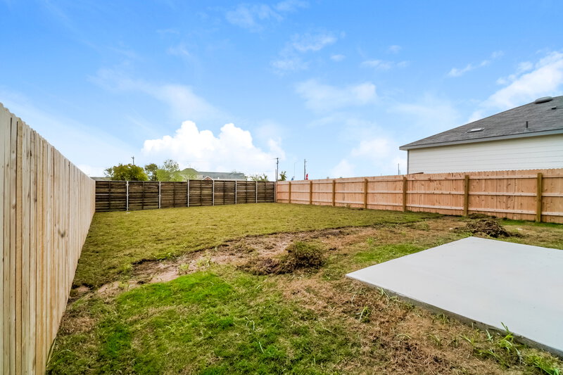 1,795/Mo, 323 Ellwood Rd Maxwell, TX 78656 Rear View