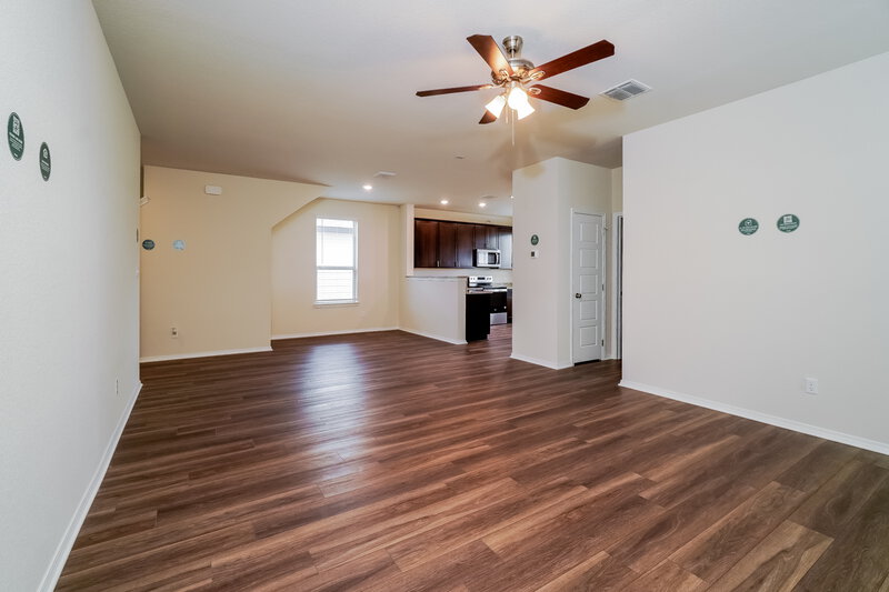 1,840/Mo, 317 Ellwood Rd Maxwell, TX 78656 Living Room View 2