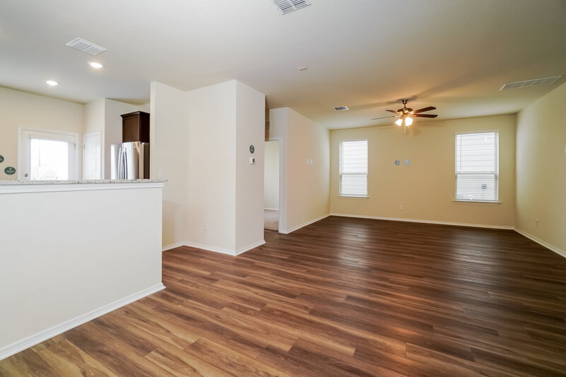 1,840/Mo, 317 Ellwood Rd Maxwell, TX 78656 Dining Room View