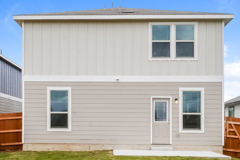 1,840/Mo, 317 Ellwood Rd Maxwell, TX 78656 Rear View