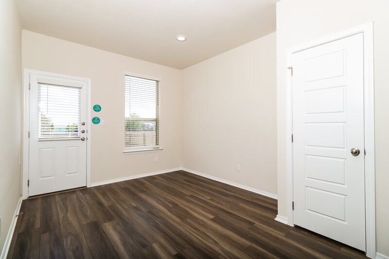1,645/Mo, 309 Ellwood Rd Maxwell, TX 78656 Living Room View 2
