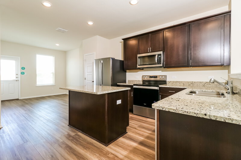 1,645/Mo, 309 Ellwood Rd Maxwell, TX 78656 Kitchen View