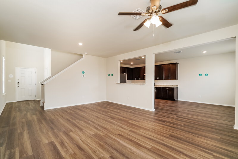 1,795/Mo, 108 Hibiscus St Maxwell, TX 78656 Living Room View