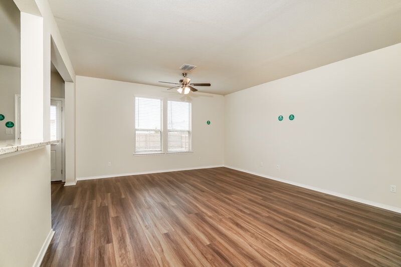 1,795/Mo, 108 Hibiscus St Maxwell, TX 78656 Living Room View 2