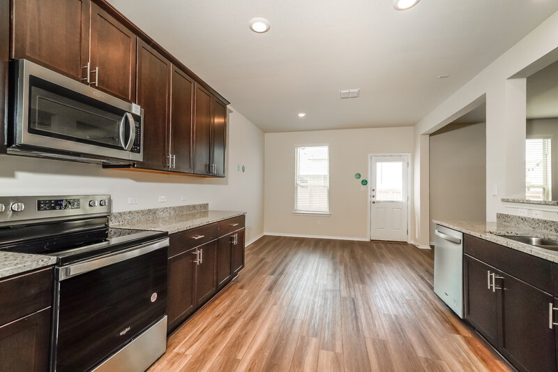 1,795/Mo, 108 Hibiscus St Maxwell, TX 78656 Kitchen View 2