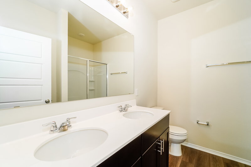 1,775/Mo, 116 Hibiscus St Maxwell, TX 78656 Main Bathroom View
