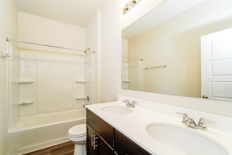 1,775/Mo, 116 Hibiscus St Maxwell, TX 78656 Bathroom View