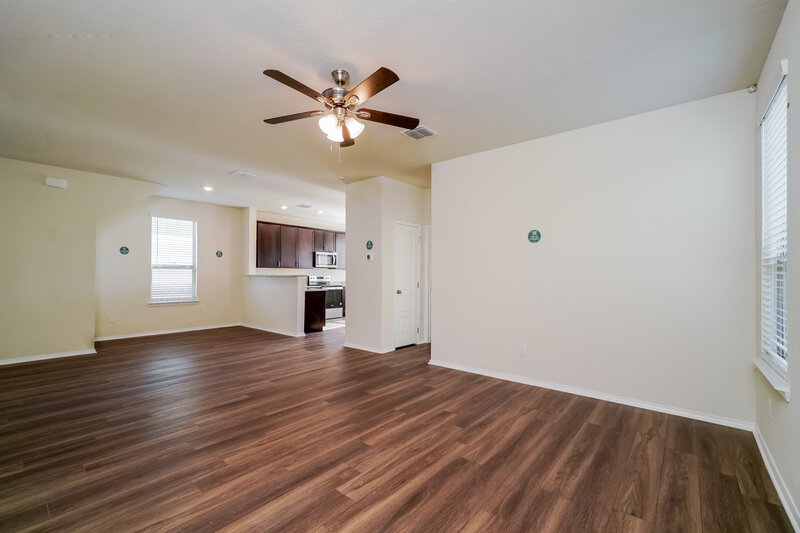 1,795/Mo, 124 Hibiscus St Maxwell, TX 78656 Living Room View 2
