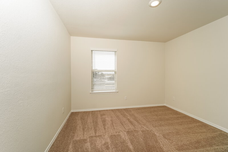1,795/Mo, 130 Hibiscus St Maxwell, TX 78656 Bedroom View 3