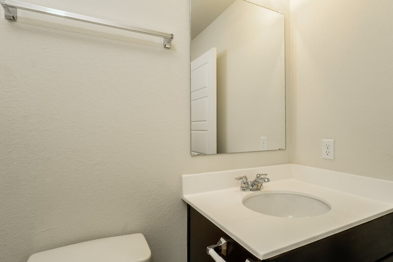 1,795/Mo, 130 Hibiscus St Maxwell, TX 78656 Bathroom View