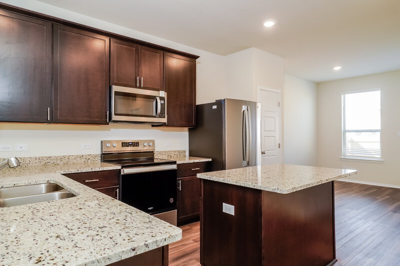 1,625/Mo, 136 Hibiscus St Maxwell, TX 78656 Kitchen View