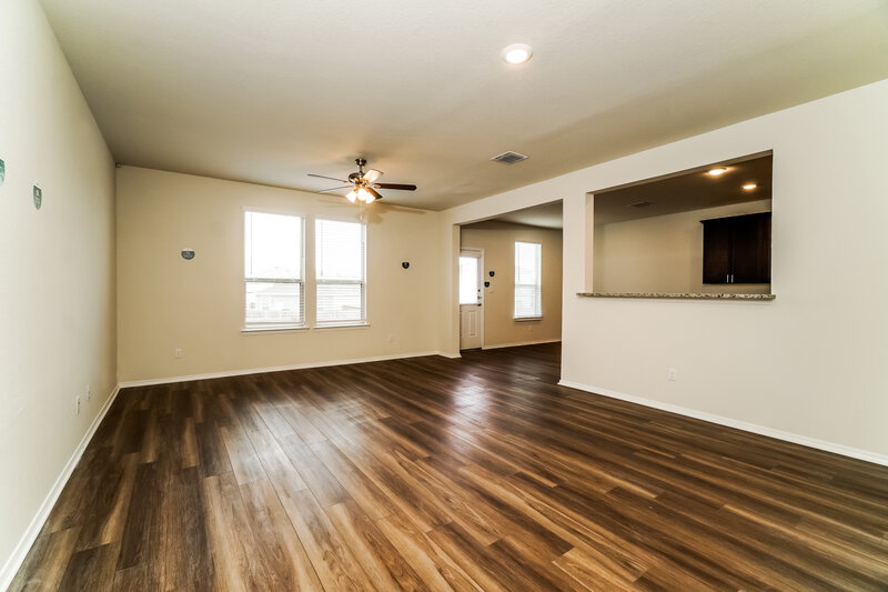 1,795/Mo, 125 Hibiscus St Maxwell, TX 78656 Living Room View 3