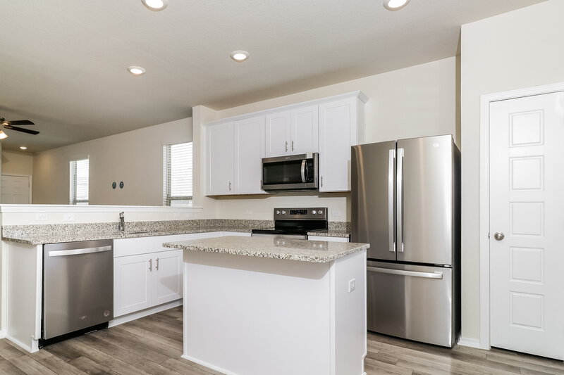 1,625/Mo, 109 Hibiscus St Maxwell, TX 78656 Kitchen View