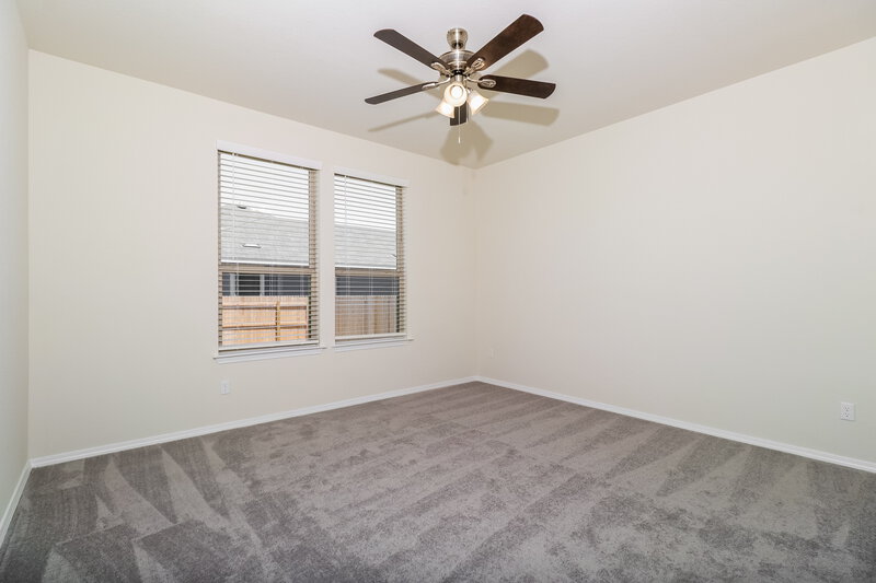 1,625/Mo, 109 Hibiscus St Maxwell, TX 78656 Main Bedroom View
