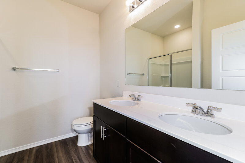 1,765/Mo, 231 Ellwood Rd Maxwell, TX 78656 W M Main Bathroom View