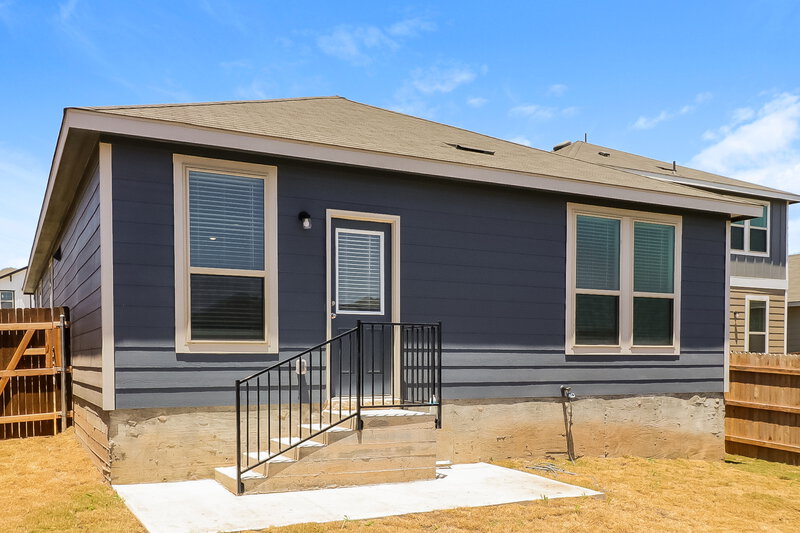 1,765/Mo, 231 Ellwood Rd Maxwell, TX 78656 Rear View