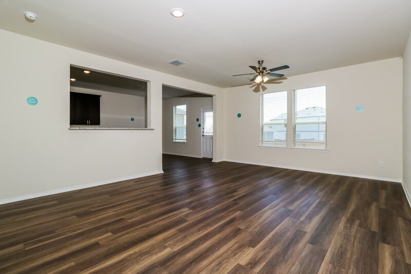 1,695/Mo, 223 Ellwood Rd Maxwell, TX 78656 Living Room View