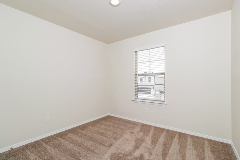 1,695/Mo, 223 Ellwood Rd Maxwell, TX 78656 Bedroom View 3