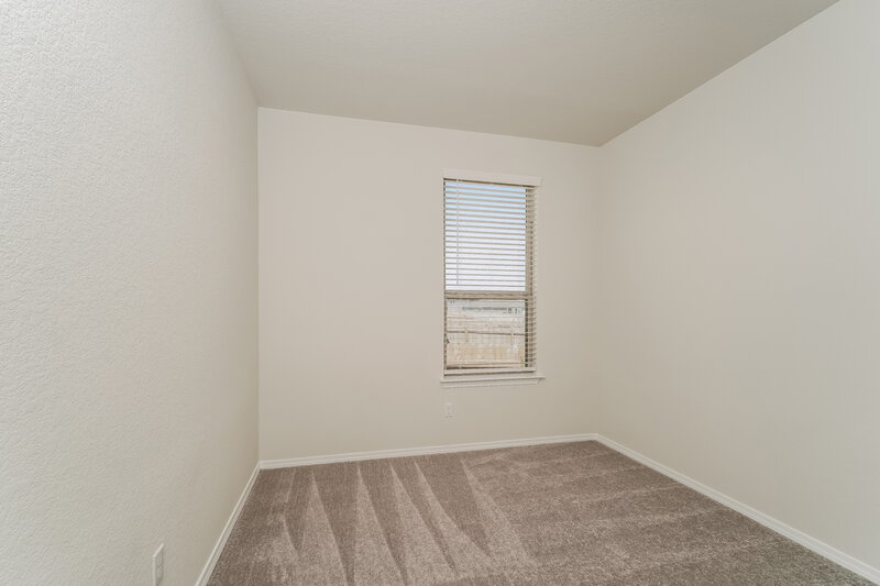 1,610/Mo, 207 Ellwood Rd Maxwell, TX 78656 Bedroom View 2