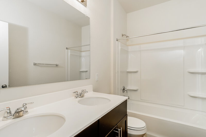 1,610/Mo, 207 Ellwood Rd Maxwell, TX 78656 Bathroom View