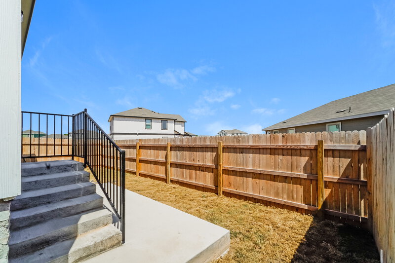 1,610/Mo, 207 Ellwood Rd Maxwell, TX 78656 Rear View 2