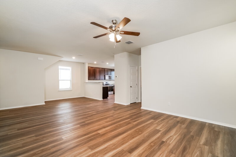 1,875/Mo, 191 Ellwood Rd Maxwell, TX 78656 Living Room View