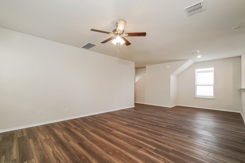 1,875/Mo, 191 Ellwood Rd Maxwell, TX 78656 Living Room View 2