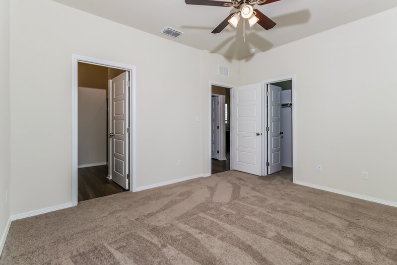 1,800/Mo, 185 Ellwood Rd Maxwell, TX 78656 Main Bedroom View 2