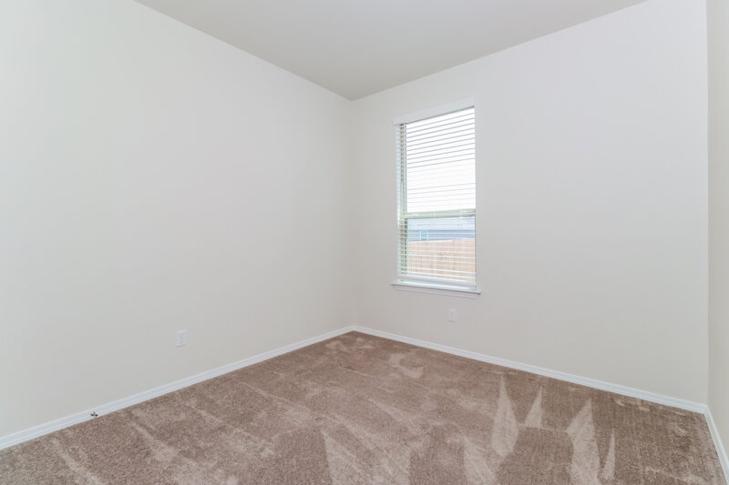 1,800/Mo, 185 Ellwood Rd Maxwell, TX 78656 Bedroom View 3