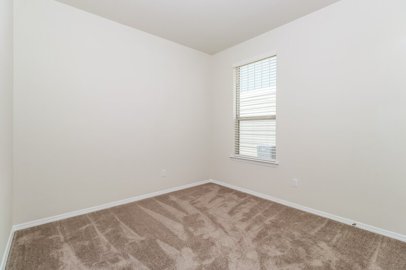1,800/Mo, 161 Ellwood Rd Maxwell, TX 78656 Bedroom View 4