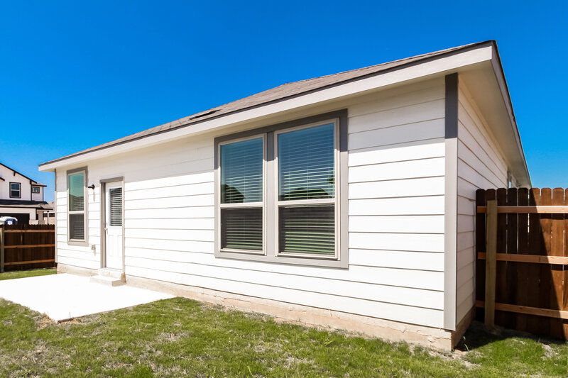 1,595/Mo, 223 Rosetta Rd Maxwell, TX 78656 Rear View