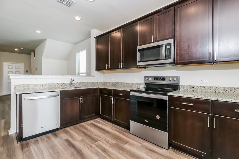 2,405/Mo, 141 Rosetta Rd Maxwell, TX 78656 Kitchen View 2