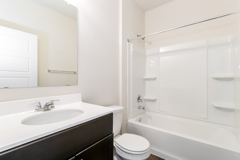 2,405/Mo, 141 Rosetta Rd Maxwell, TX 78656 Bathroom View 2