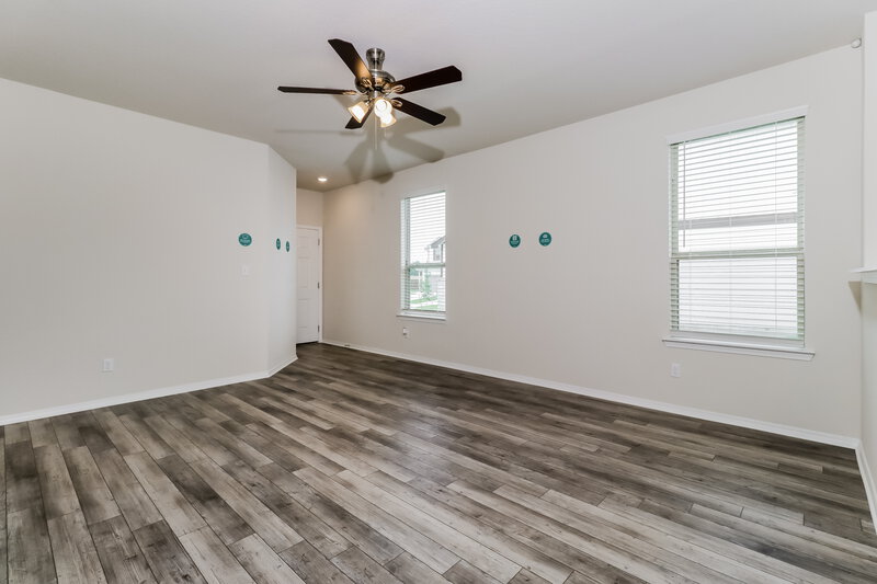 1,660/Mo, 119 Rosetta Rd Maxwell, TX 78656 Living Room View 2